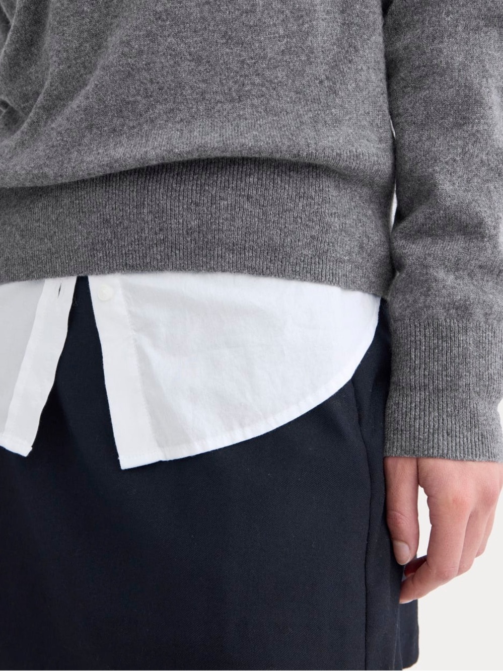 New Everlane CASHMERE SLIM CREW SWEATER Heather Charcoal Size L - Picture 11 of 12